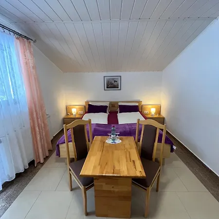 Guest house Club *